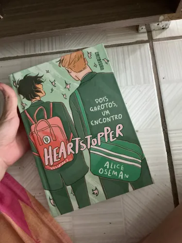 Conjunto de livros heartstopper