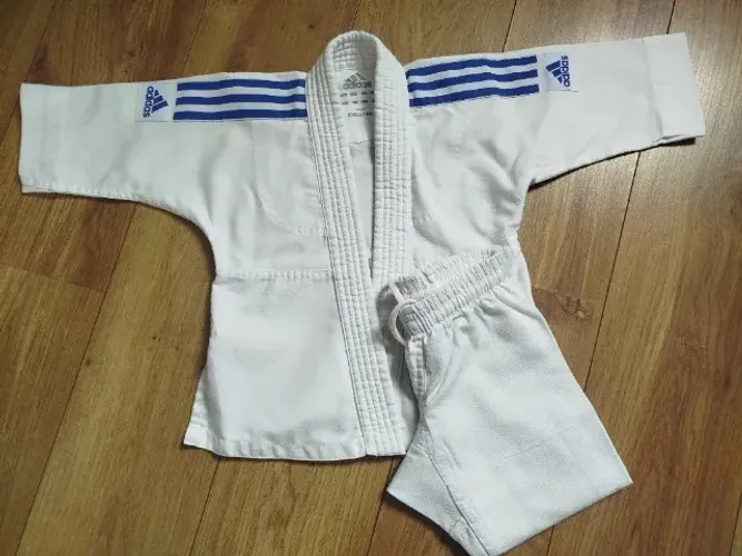 Judô Kimono infantil Adidas (3 anos)