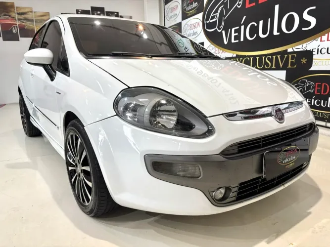 Fiat Punto Sporting Dualogic 1.8 Flex 16V 5P 2015