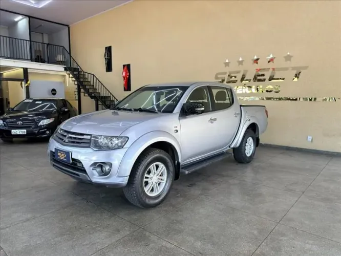 Mitsubishi L200 Triton HPE 3.2 CD TB Int.diesel AUT 2016
