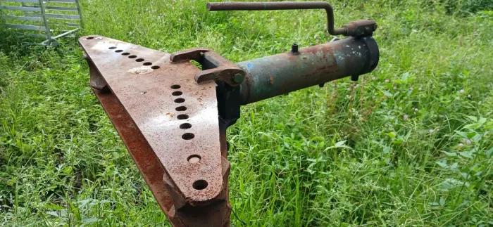 Dobradeira de tubos hidráulica 