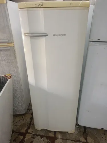 Geladeira Eletrolux funcionando