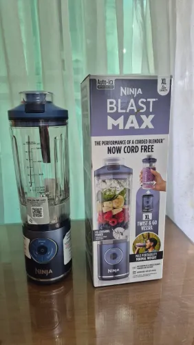 Liquidificador portátil Nutri Ninja Max 650ml
