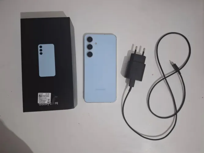 SAMSUNG GALAXY S24 FE