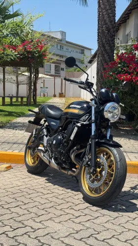 KAWASAKI z650 rs 2025