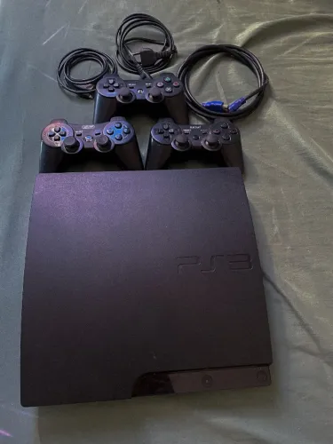 PlayStation 3 (Destravado com 1.000 jogos)