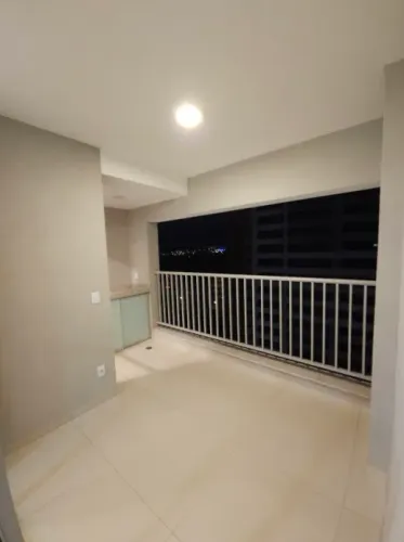 Apartamento com armarios no Condominio Cipreste | Só aqui na Imobiliária Rosa e Rangel