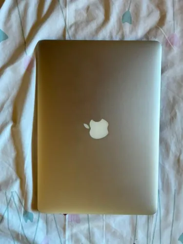 MacBook Air 13" 2017 | i5 | 8GB | SSD 250GB | Completo