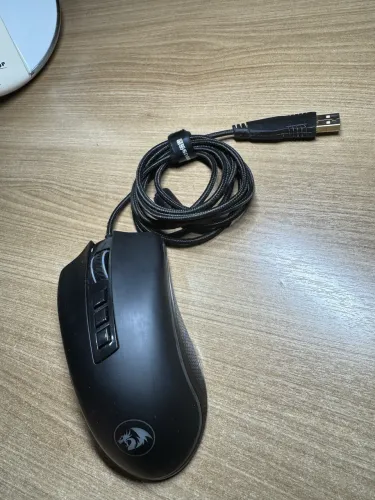 Mouse reddragon Cobra 8.000 de DPI