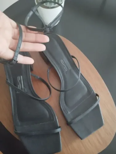 Sandália n38 preta Sta Lolla