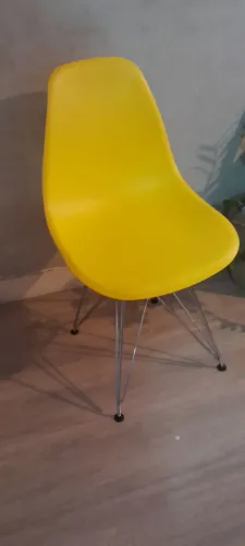 Cadeira Eames eiffell