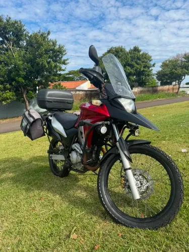 XRE 300 EQUIPADA