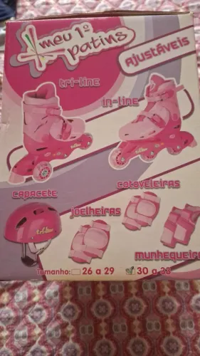 Patins regulável infantil tam 30 a 33. Acompanha capacete,, cotoveleira e joelheira