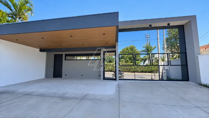 Imóvel Comercial de Alto Padrão com Fachada Moderna no Bairro Maria Izabel