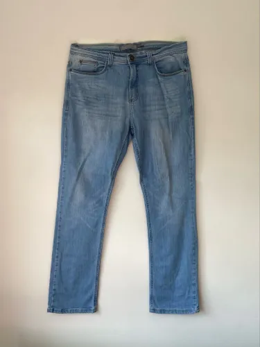 Calça Jeans Azul Claro 44
