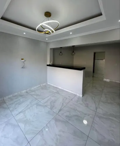Linda casa com piscina 