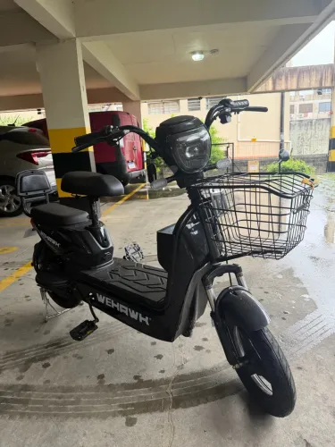 MOTOCICLETA ELÉTRICA SEMINOVA 