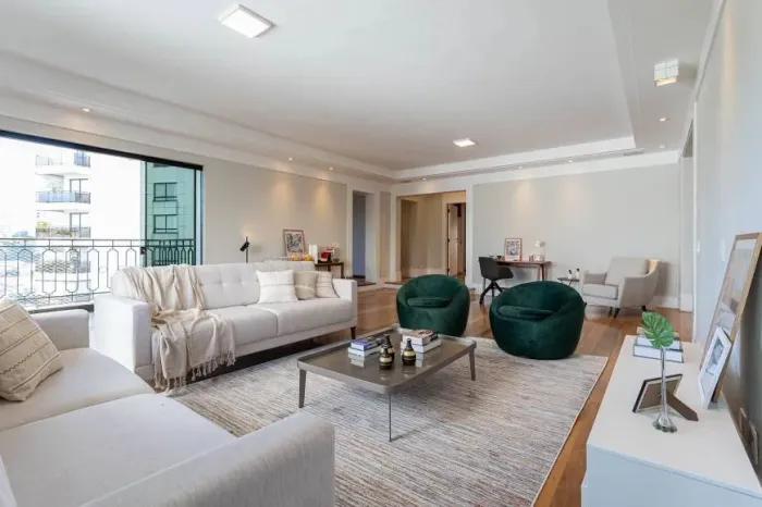 Apartamento à venda no Condomínio Edifício Mangabeiras no Santa Cecília em São Paulo - SP
