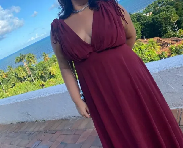 Vestido Marsala Plus size