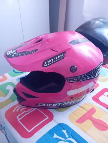 CAPACETE FEMININO PRO TORK