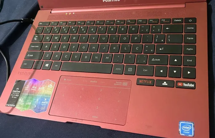 Vendo notebook positivo semi novo