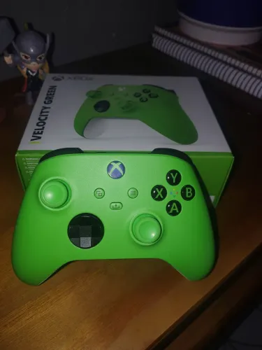 Controle Xbox series verde , na caixa zerado com nota fiscal 