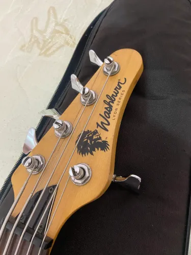 CONTRA BAIXO WASHBURN