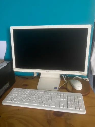 computador LG branco