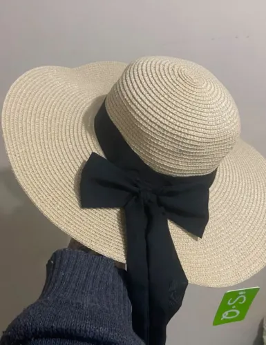 Chapéu de praia estiloso