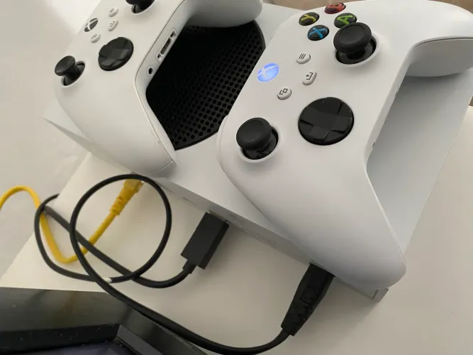 XBOX SERIES S 500G 2 CONTROLES