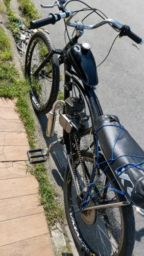 Motorizada 80cc, motor menos de um mês de uso nota fiscal de tudo 