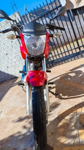 Moto em ótimo estado de conservação