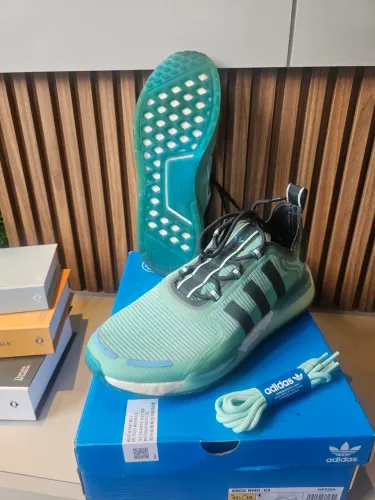 tênis adidas nmd_v3 halo infinite ice green