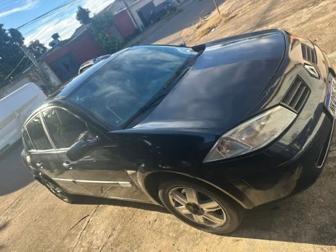 Imagem de Renault Megane Sedan Dynamique Hi-flex 1.6 16V 2009