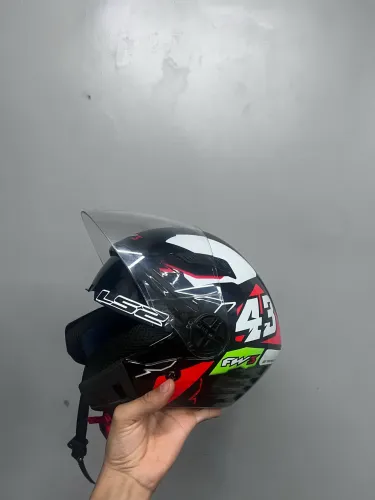 Capacete fw3 quebra queixo