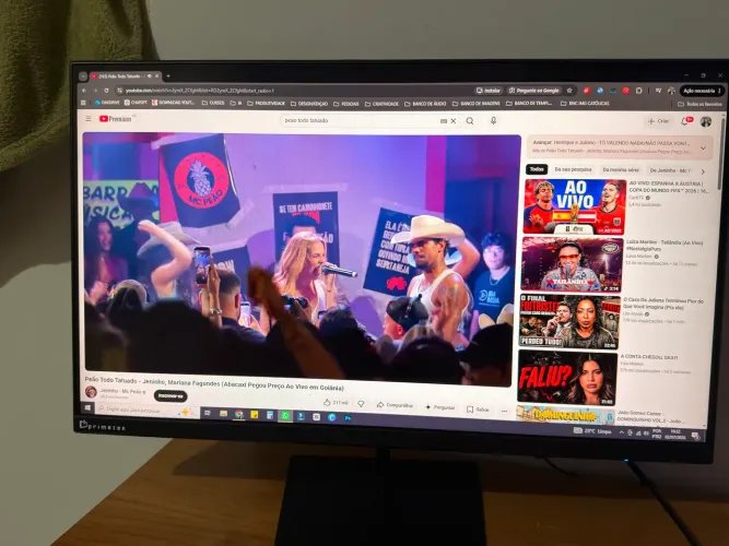 Monitor 23,8