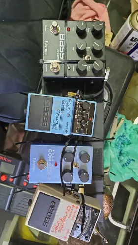 Pedal Bass Chorus, Boss