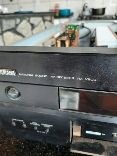 Receiver Yamaha Mod.Rx-v800 no estado