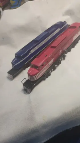 Carcaça de locomotiva Ho 2 sucatas