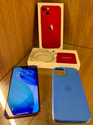 iPhone 13 - 256 GB