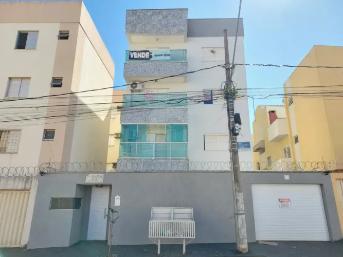 Apartamento para locação no bairro Santa Mônica