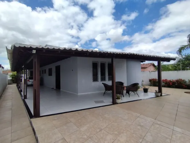Linda Casa com 4 dormitórios à venda, 262 m² por R$ 430.000 - Santos Reis - Parnamirim/RN