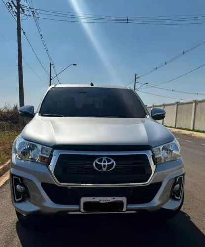 Toyota Hilux CD SR 4X4 2.8 TDI Diesel Aut. 2020