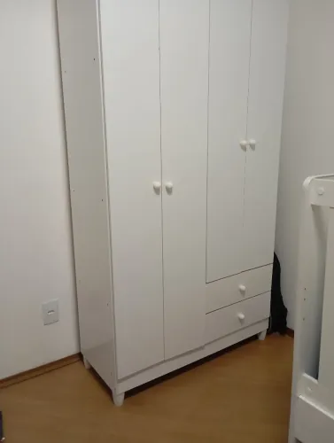 Guarda roupa infantil 