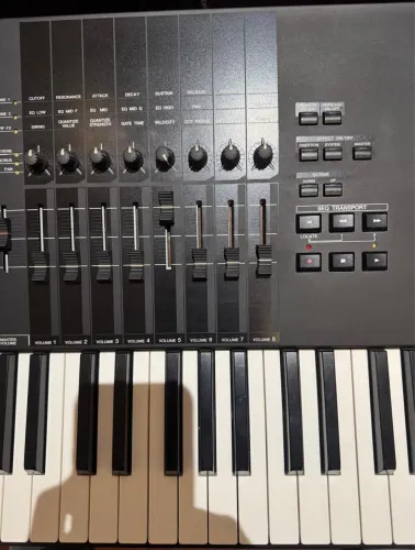 Yamaha MOTIF XF8 absolutamente novo