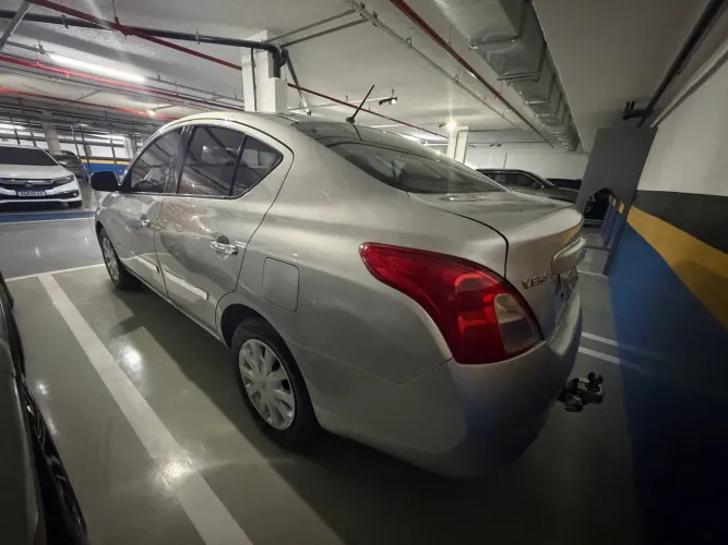 Nissan Versa SV 1.6 16V Flex Fuel 4P Mec. 2013