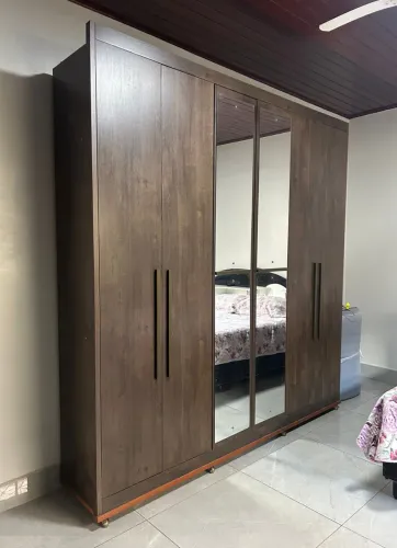 Guarda roupa