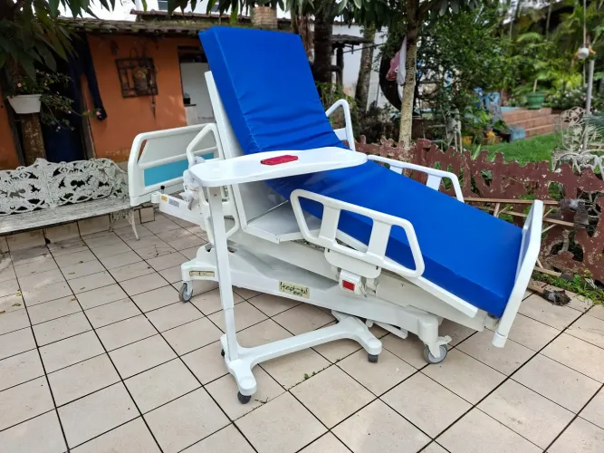 Cama hospitalar elétrica 8 art, poltrona