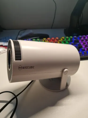 Projetor HY300