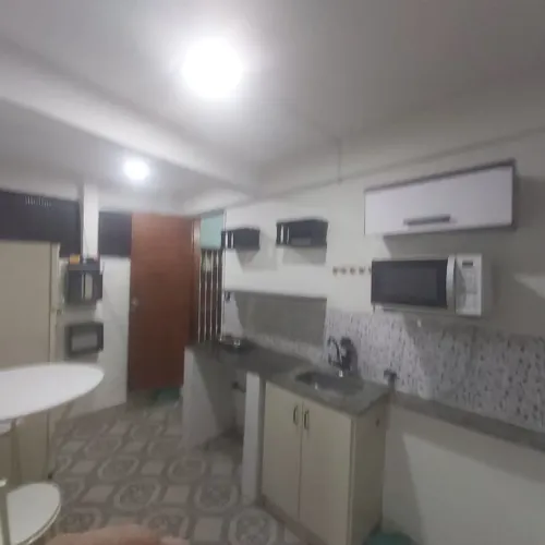 Kitnet/ Studio com 1 Quarto(s) e 1 banheiro(s) para Alugar, 30 m² por R$ 2277 / Mês